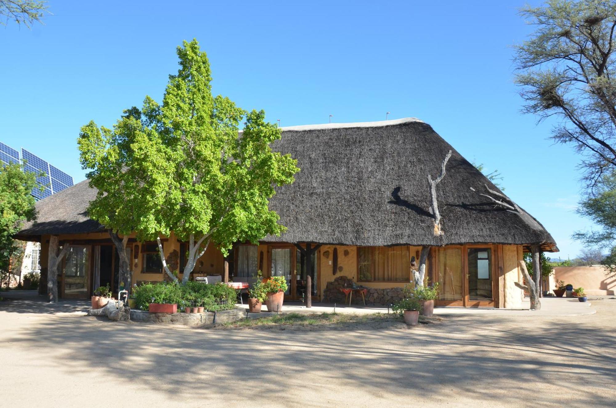 Camp Mara Hotel Омаруру Екстериор снимка