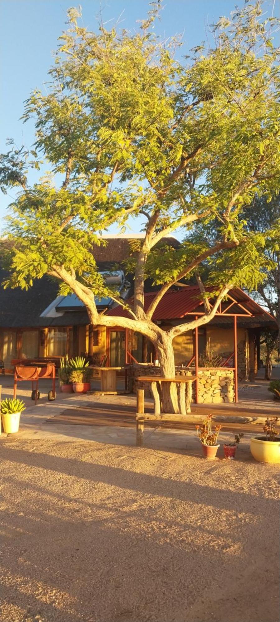 Camp Mara Hotel Омаруру Екстериор снимка